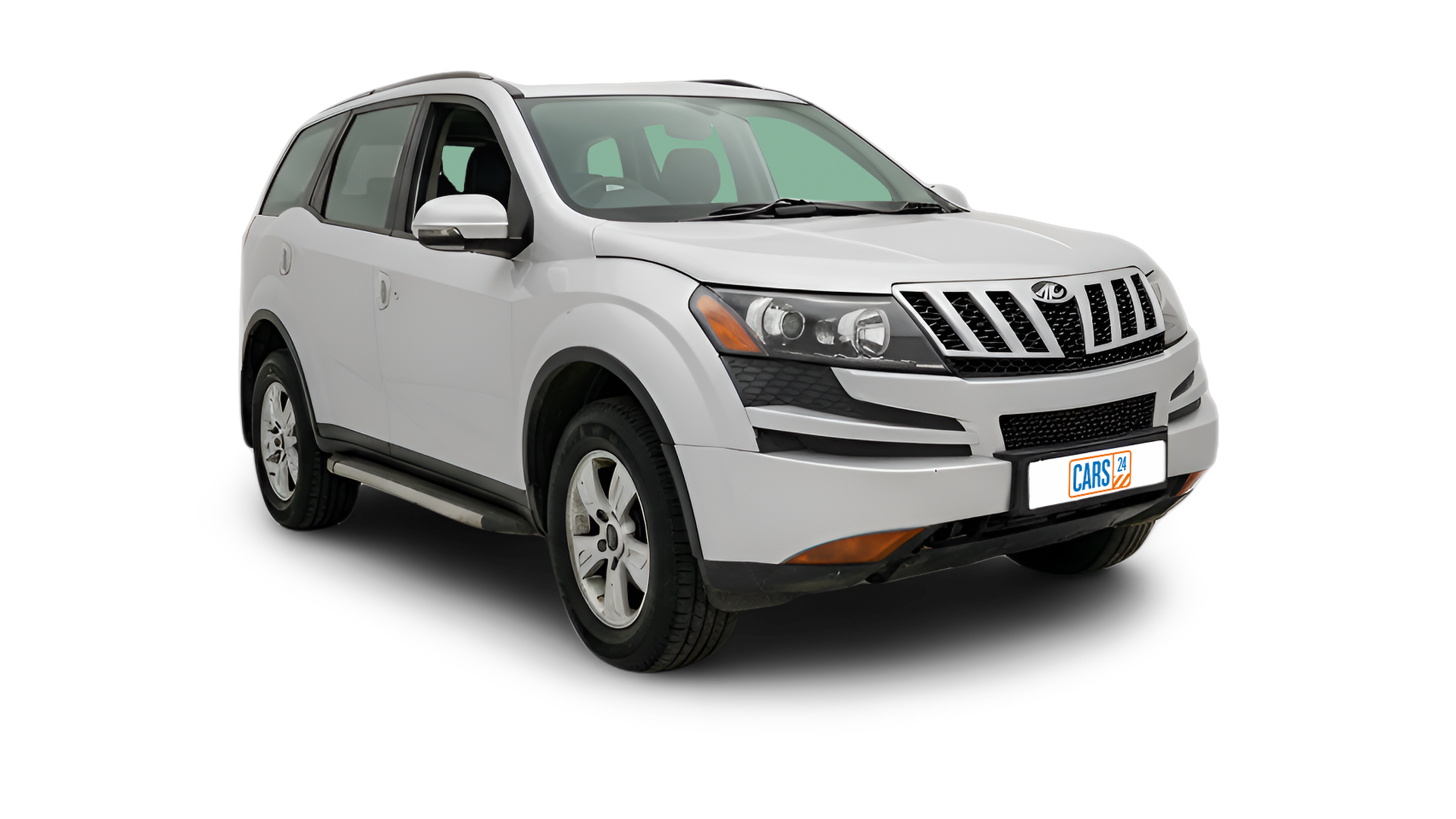 Mahindra XUV500-img